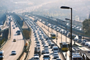 KARAYOLLARI ZORUNLU MALİ SORUMLULUK SİGORTASININ GENEL ŞARTANME İLE DÜZENLENMESİNE İZİN VEREN HÜKÜM ANAYASA MAHKEMESİNCE İPTAL EDİLDİ